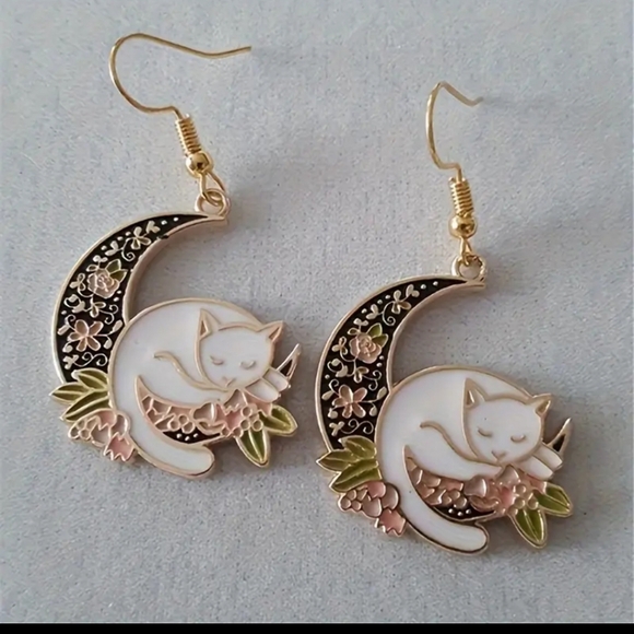 Charming Cat and Moon Earrings in Gold and Black - Picture 2 of 3